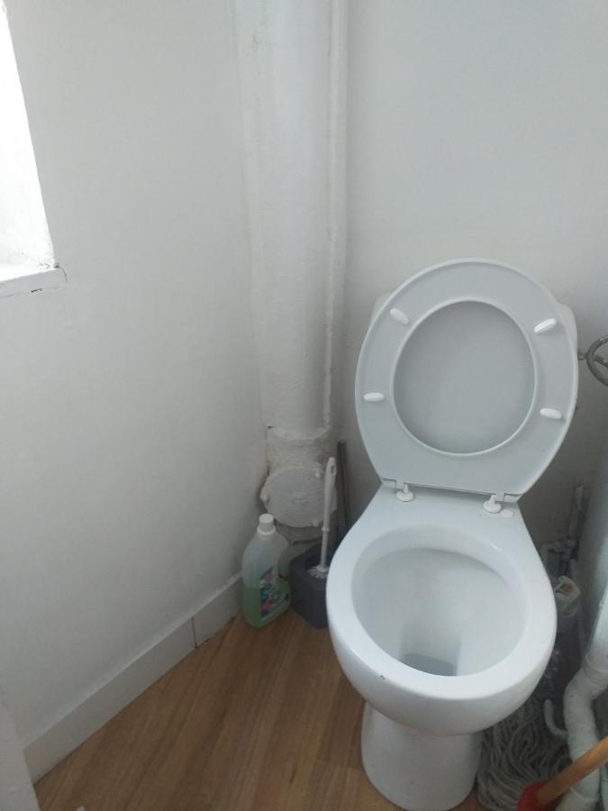 Simple Colocation Rooms Garges-lès-Gonesse Exterior foto